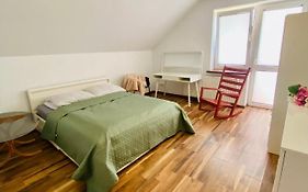Komfortowy pokój dla dwojga z balkonem Marcinkowicka